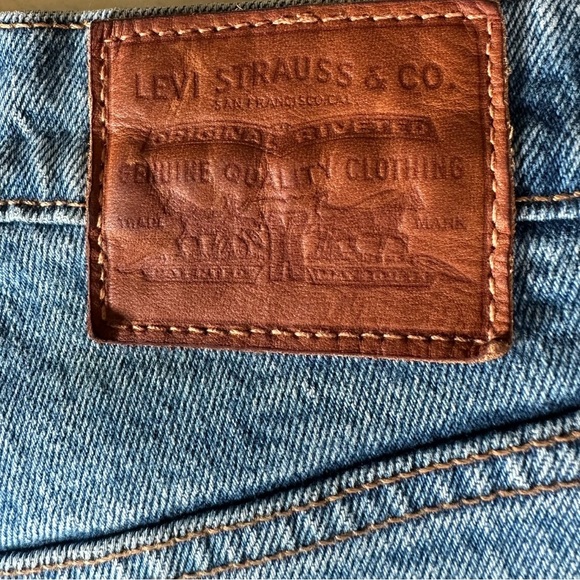 LEVI'S® Premium Ribcage Ankle Straight Jean in Georgie - Picture 13 of 13